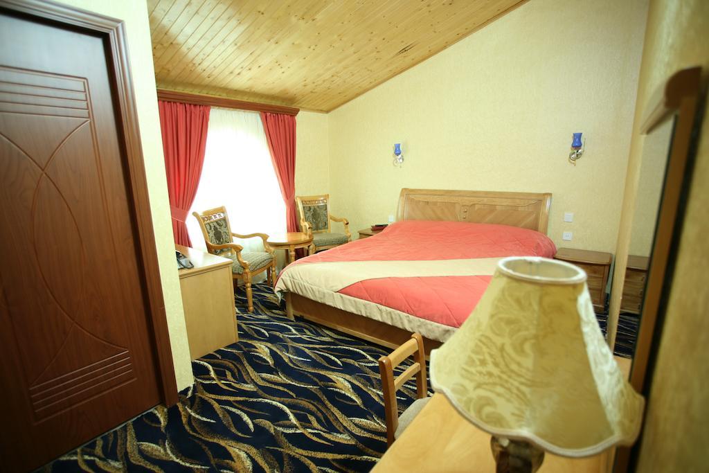 Nairi Hotel Джермук Экстерьер фото